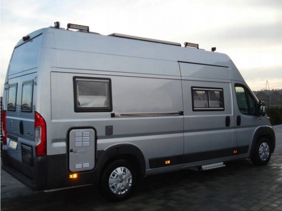                         Kamper camper campervan k-9 peugot boxer L4H3 - zdjęcie 6
                        