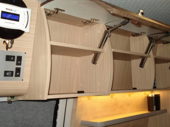                         Kamper camper campervan k-9 peugot boxer L4H3 - zdjęcie 9
                        