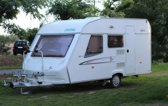                         Przyczepa Cristall z 2006 roku - zdjęcie 1
                        