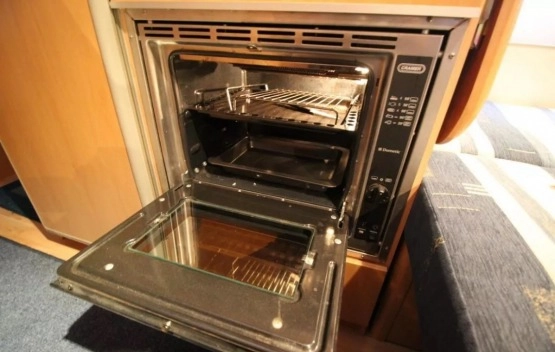                         Przyczepa Cristall z 2006 roku - zdjęcie 20
                        