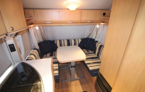                         Przyczepa Cristall z 2006 roku - zdjęcie 8
                        