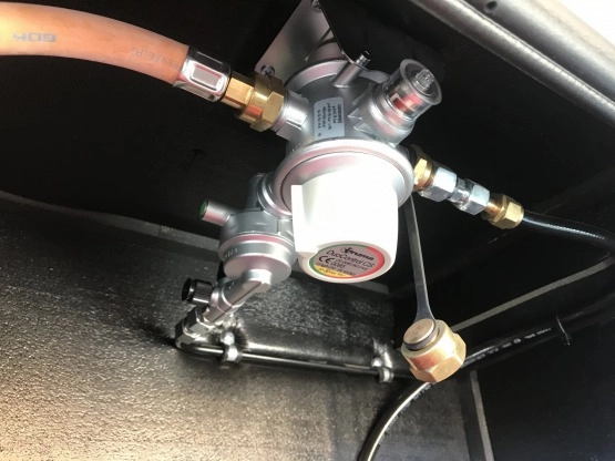                         Sprzedam lub zamienię na blaszaka - zdjęcie 24
                        