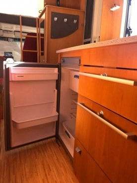                         HYMER 2006 ROK - zdjęcie 15
                        