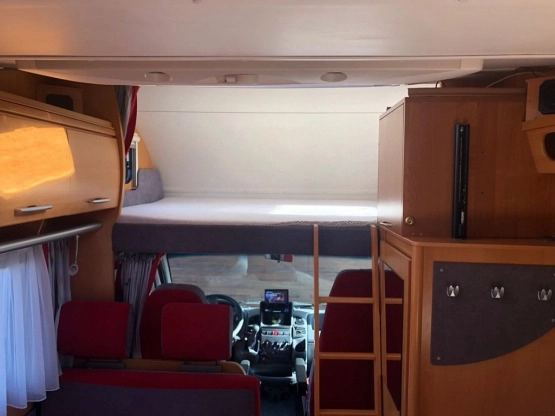                         HYMER 2006 ROK - zdjęcie 4
                        