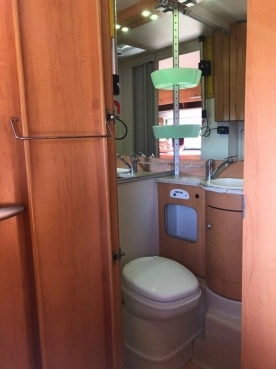                         HYMER 2006 ROK - zdjęcie 6
                        