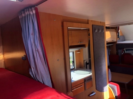                         HYMER 2006 ROK - zdjęcie 8
                        