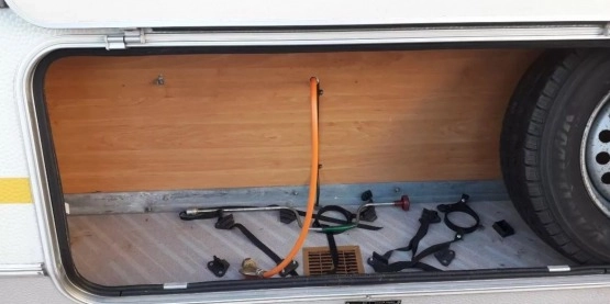                         KNAUS Sudwind 450 - zdjęcie 16
                        