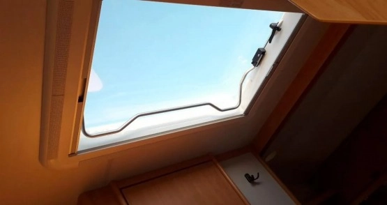                         KNAUS Sudwind 450 - zdjęcie 6
                        
