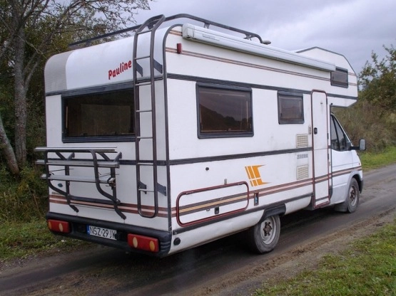                        Kamper Ford Transit 2,5 D automat, 6 osób, zabudowa HEHN - Olsztyn - zamiana - zdjęcie 7
                        