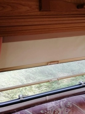                         Przyczepa kempingowa marki Vanroyce - zdjęcie 10
                        