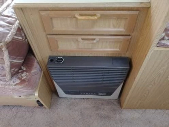                         Przyczepa kempingowa marki Vanroyce - zdjęcie 16
                        