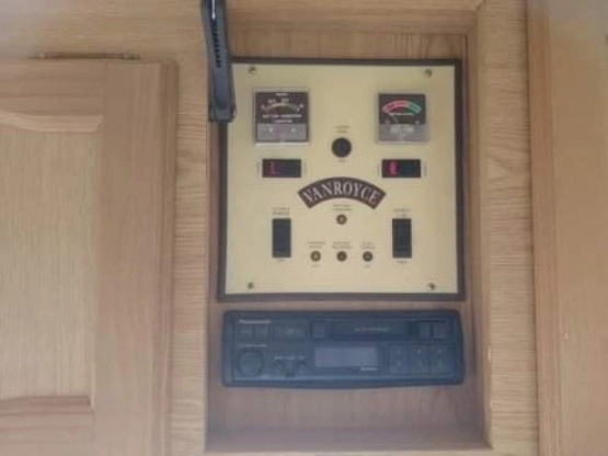                         Przyczepa kempingowa marki Vanroyce - zdjęcie 2
                        