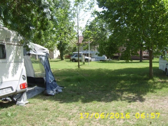                         Sprzedam przyczepę - zdjęcie 5
                        