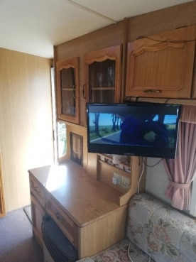                         Przyczepa Kempingowa Award Transtar 1996 r. - zdjęcie 5
                        