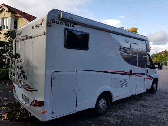                         Kamper Sulight T65 z 2016 roku - zdjęcie 2
                        