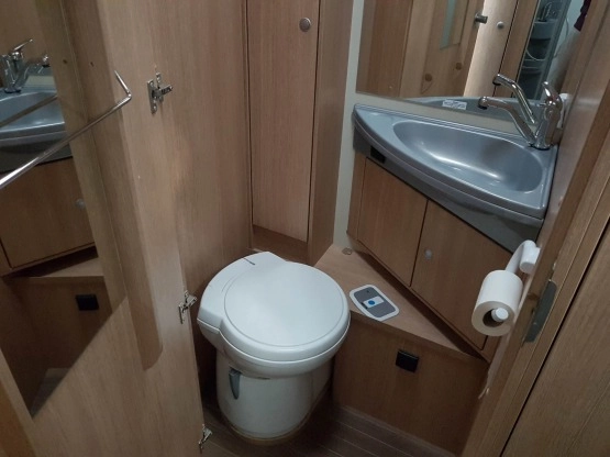                         Kamper Sulight T65 z 2016 roku - zdjęcie 6
                        