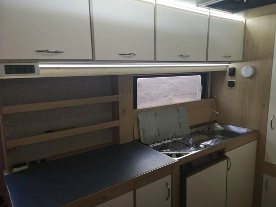                         Kamper Fiat Ducato z 1992 roku - zdjęcie 3
                        