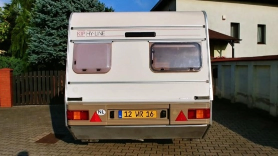                         Przyczepa KIP Hy-line KH40EK black o matic 1987 r. DMC 1100 kg Leszno - zdjęcie 2
                        