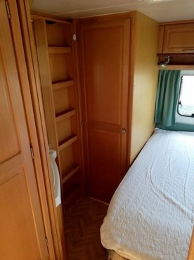                         Przyczepa kempingowa marki Wilk z 1998 roku, dmc 1300 kg !!! - zdjęcie 9
                        