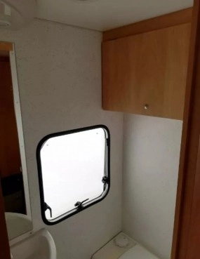                         Burstner z łóżkami piętrowymi !!! - zdjęcie 7
                        