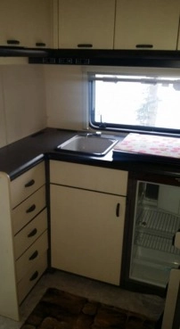                         Sprzedam przyczepę campingowa Hobby Classic 425 - zdjęcie 6
                        