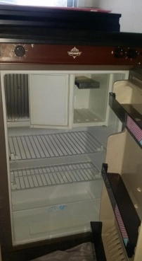                         Sprzedam przyczepę campingowa Hobby Classic 425 - zdjęcie 7
                        