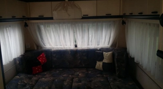                         Sprzedam przyczepę campingowa Hobby Classic 425 - zdjęcie 8
                        