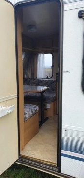                         Przyczepa kempingowa Adria 500 - zdjęcie 2
                        