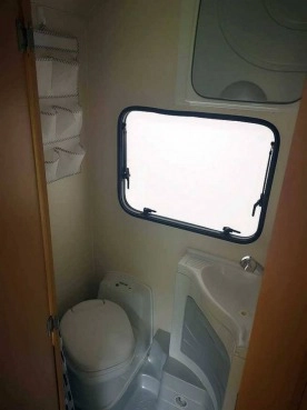                         Kamper Ford Roller Team, Sirio 590 - zdjęcie 3
                        