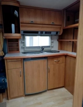                         Hobby 495 UFe-Excellent Z 2003 roku, Piękna!!! - zdjęcie 10
                        