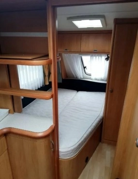                         Hobby 495 UFe-Excellent Z 2003 roku, Piękna!!! - zdjęcie 2
                        