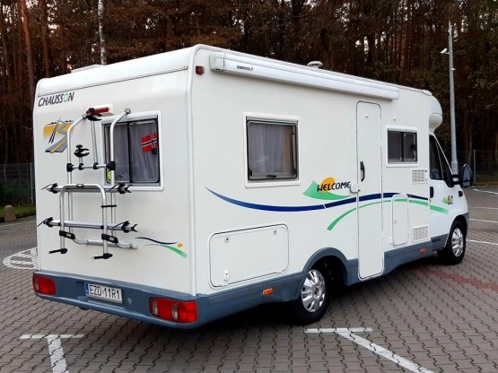                         Kamper Fiat Ducato TRIGANO CHAUSSON - zdjęcie 13
                        