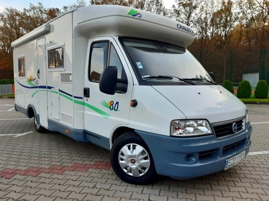                        Kamper Fiat Ducato TRIGANO CHAUSSON - zdjęcie 1
                        