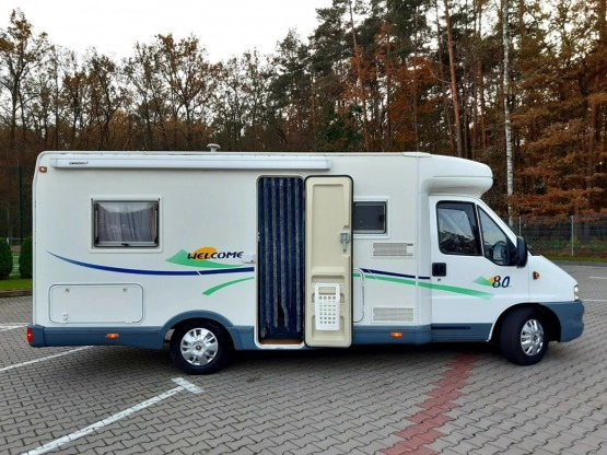                         Kamper Fiat Ducato TRIGANO CHAUSSON - zdjęcie 20
                        