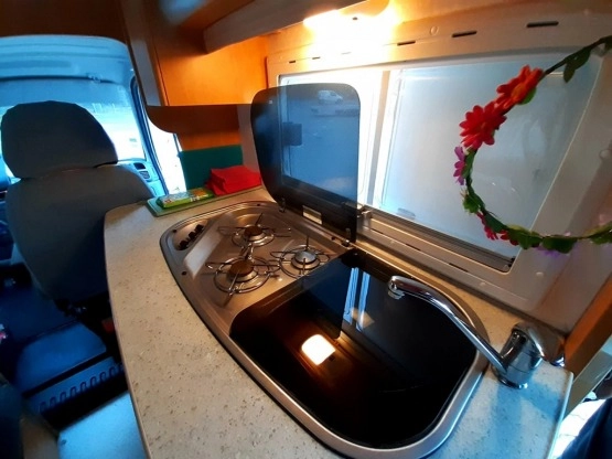                         Kamper Fiat Ducato TRIGANO CHAUSSON - zdjęcie 7
                        