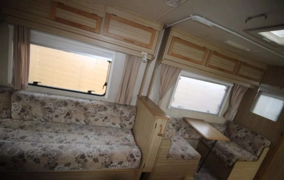                         Przyczepa kempingowa Elddis Sovereign - zdjęcie 10
                        