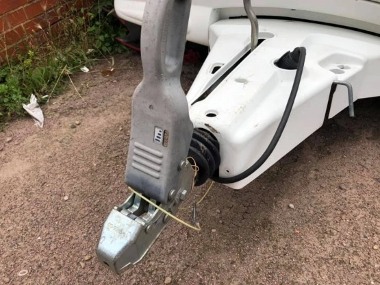                         Przyczepa kempingowa 2009 6-7 osobowa - zdjęcie 17
                        