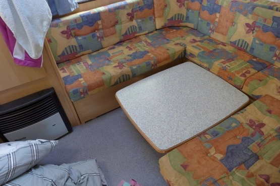                         sprzedam przyczepę Dethleffs Camper 5,1m z  1999r - zdjęcie 13
                        