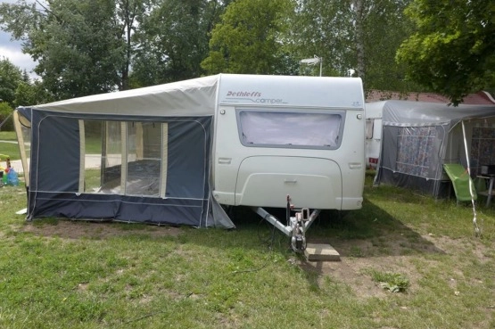                         sprzedam przyczepę Dethleffs Camper 5,1m z  1999r - zdjęcie 3
                        