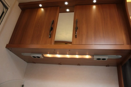                         Hobby OnTour 490 SFF 2016 rok, DMC 1500 kg, 3 osobowa, krajowa, 1 właściciel, bezwypadkowa, FV23% - zdjęcie 13
                        