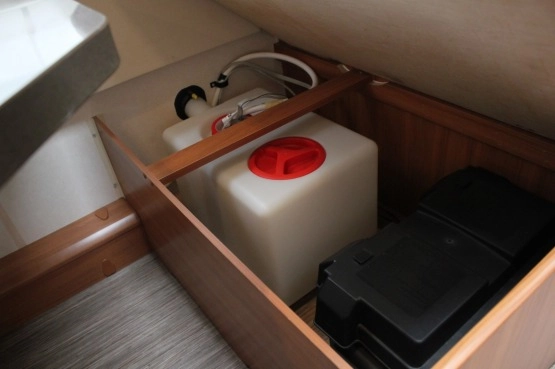                         Hobby OnTour 490 SFF 2016 rok, DMC 1500 kg, 3 osobowa, krajowa, 1 właściciel, bezwypadkowa, FV23% - zdjęcie 16
                        