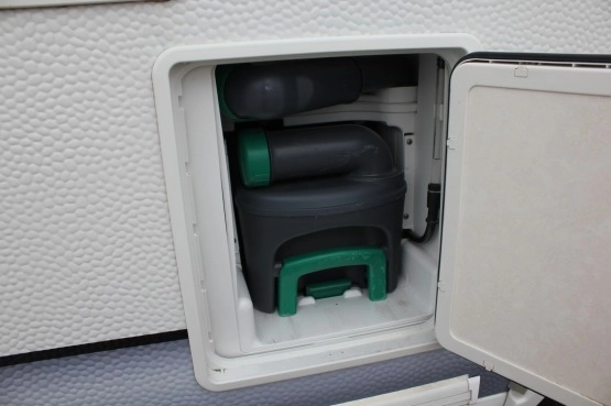                         Hobby OnTour 490 SFF 2016 rok, DMC 1500 kg, 3 osobowa, krajowa, 1 właściciel, bezwypadkowa, FV23% - zdjęcie 21
                        