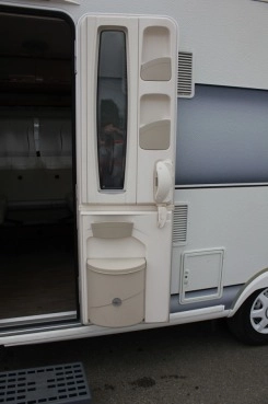                         Hobby OnTour 490 SFF 2016 rok, DMC 1500 kg, 3 osobowa, krajowa, 1 właściciel, bezwypadkowa, FV23% - zdjęcie 22
                        