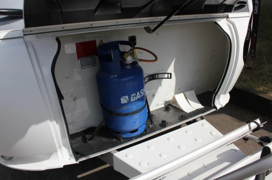                         Hobby OnTour 490 SFF 2016 rok, DMC 1500 kg, 3 osobowa, krajowa, 1 właściciel, bezwypadkowa, FV23% - zdjęcie 23
                        