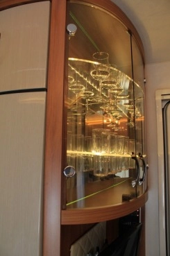                         Hobby OnTour 490 SFF 2016 rok, DMC 1500 kg, 3 osobowa, krajowa, 1 właściciel, bezwypadkowa, FV23% - zdjęcie 6
                        