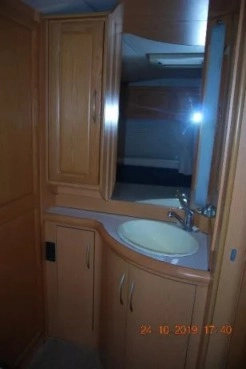                         Przyczepa kempingowa Hobby Prestige 650 z przedsionkiem - zdjęcie 2
                        