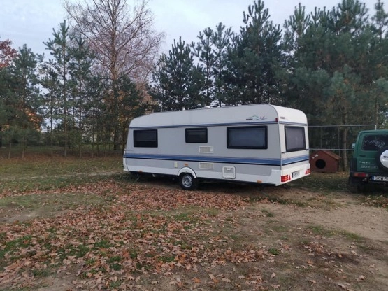                         Sprzedam przyczepę Hobby de Luxe 545 - zdjęcie 8
                        