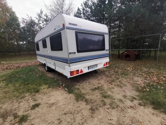                        Sprzedam przyczepę Hobby de Luxe 545 - zdjęcie 9
                        