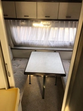                         HOBBY Classic 495, DMC 1250, 6 osób, Rok 1992 - zdjęcie 4
                        