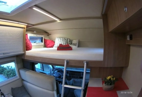                         Renault Master Kamper Camper, 2500 ccm, 2005 / 2014 r., I właściciel - zdjęcie 3
                        